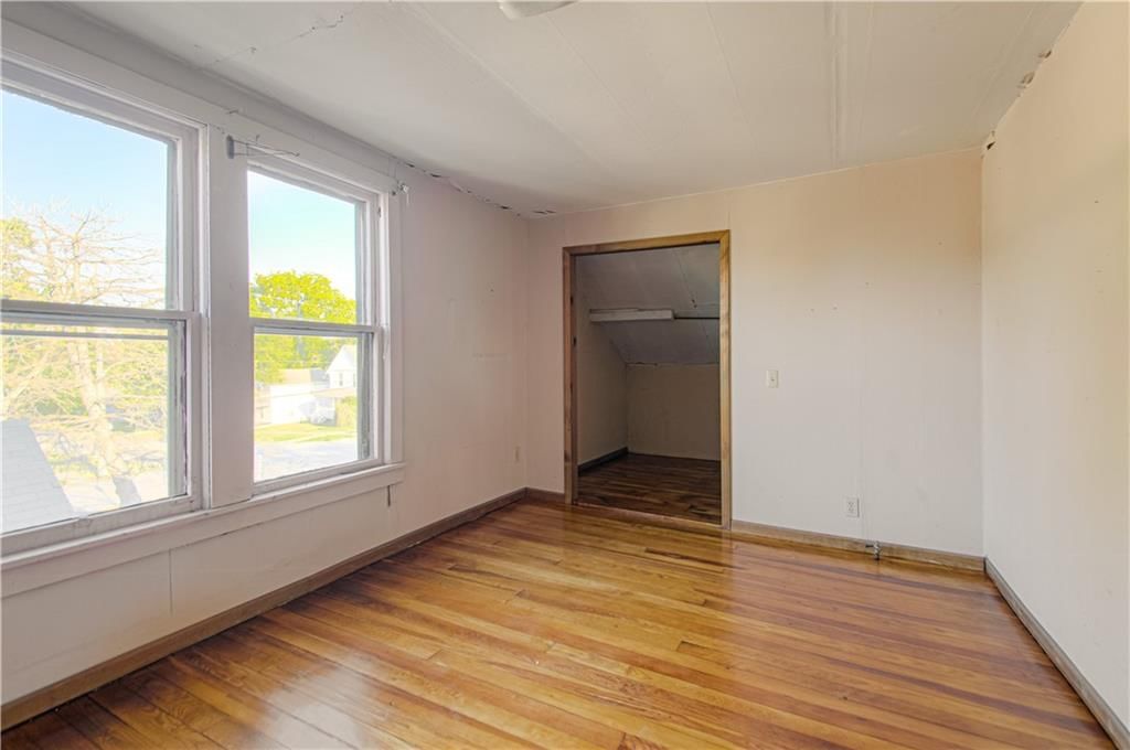 107 W Shawnee Street — photo 18