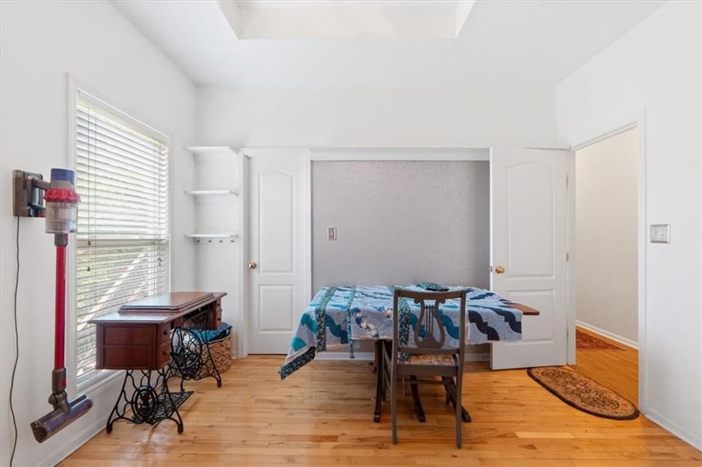 Photo 20 of 35 - 4205 N 126TH Street