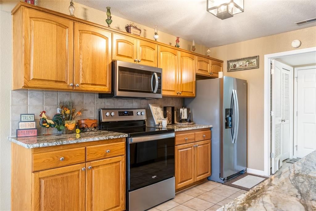 441 W Hawthorn Street — photo 10