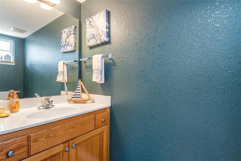 441 W Hawthorn Street — photo 14