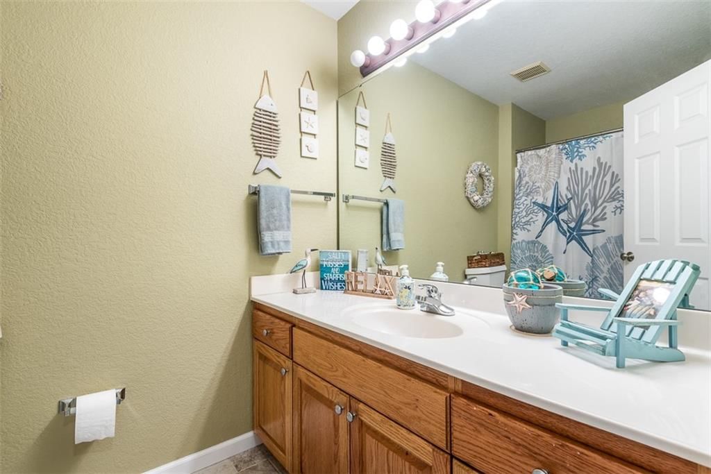 441 W Hawthorn Street — photo 21