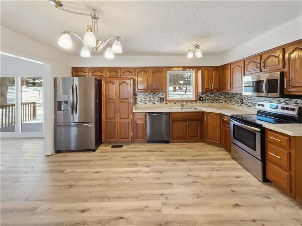 11435 N Virginia Avenue — photo 13