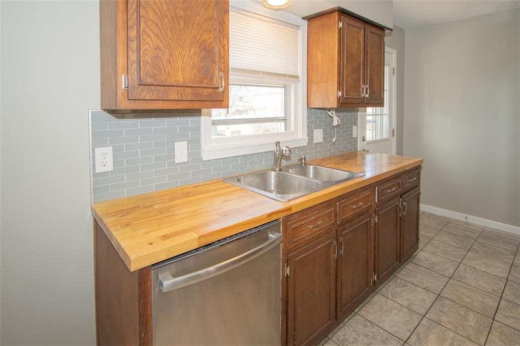 118 NE 991 Street — photo 9
