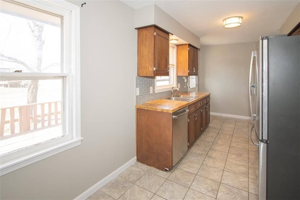118 NE 991 Street — photo 10