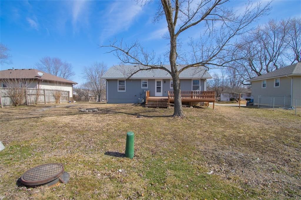 118 NE 991 Street — photo 32
