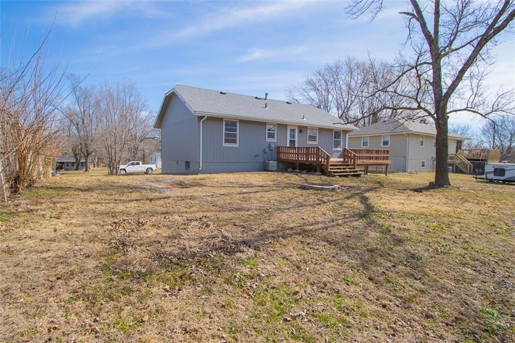 118 NE 991 Street — photo 33
