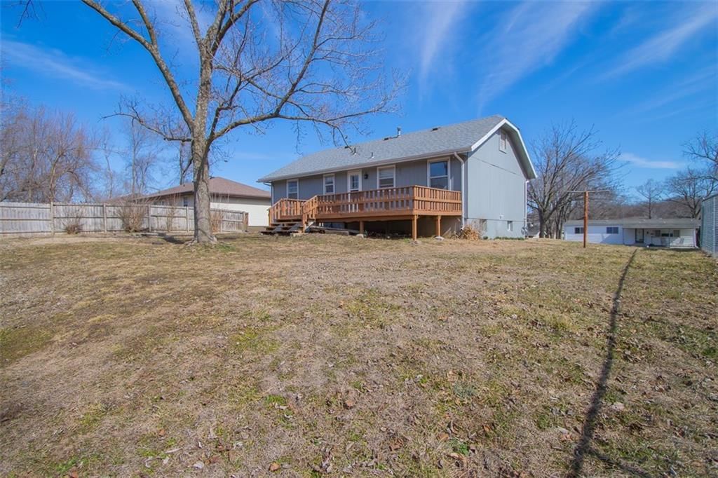 118 NE 991 Street — photo 34