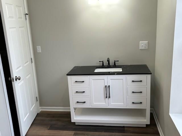 4214 E 7th Street — photo 17