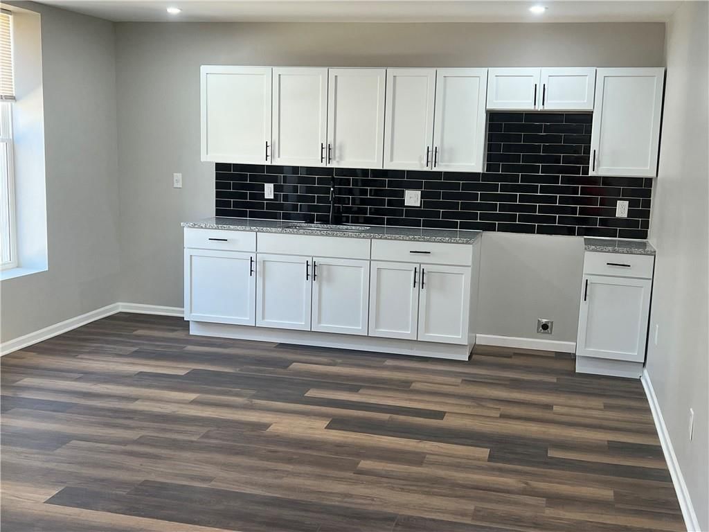 4214 E 7th Street — photo 20