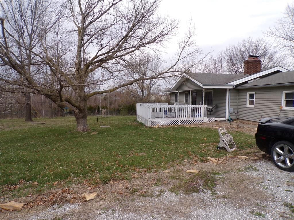1135 NE 75th Road — photo 3