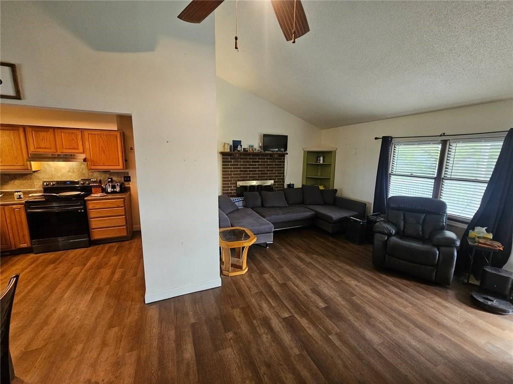 1135 NE 75th Road — photo 7