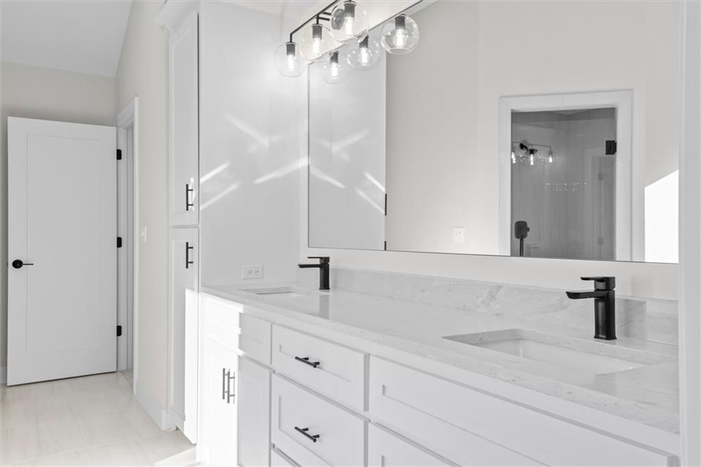 8017 Round Prairie Street — photo 20