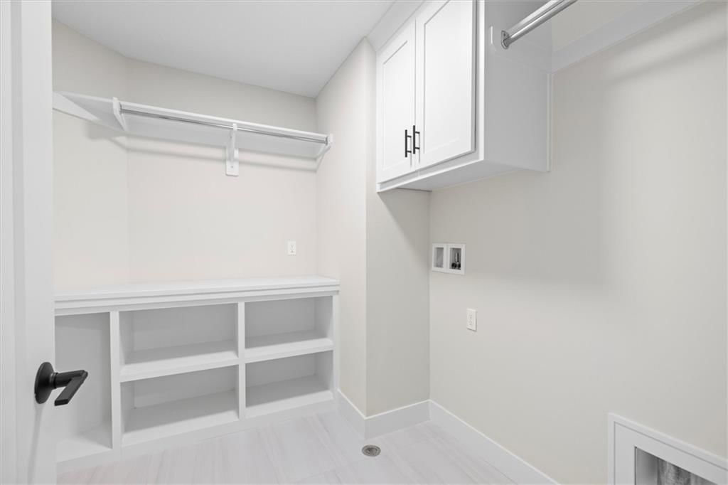 8017 Round Prairie Street — photo 24