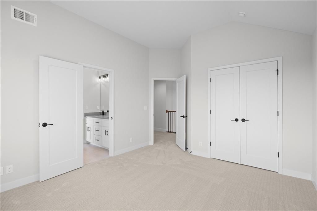 8017 Round Prairie Street — photo 30