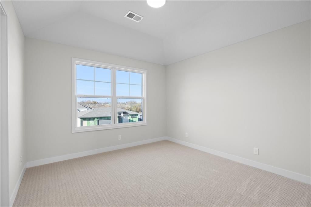 8017 Round Prairie Street — photo 31