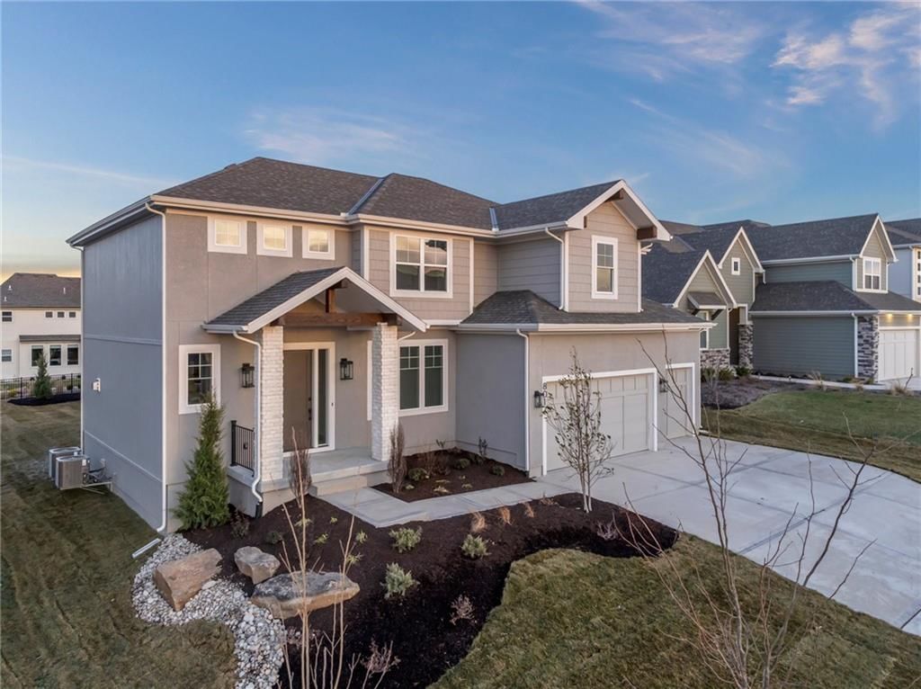 8017 Round Prairie Street — photo 33