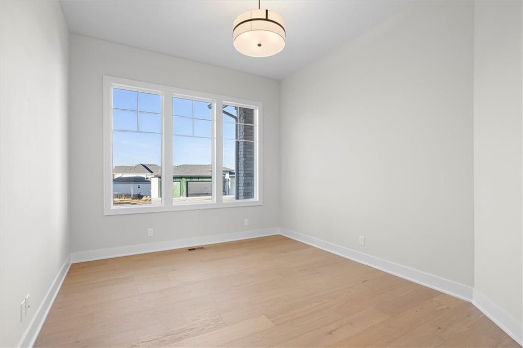 8017 Round Prairie Street — photo 41