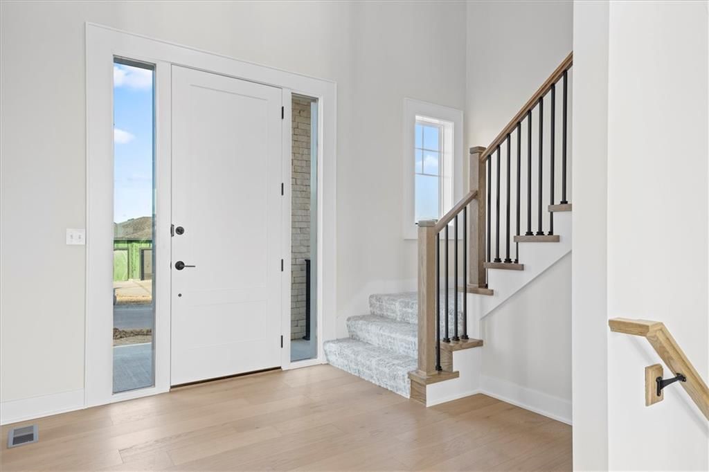 8017 Round Prairie Street — photo 51