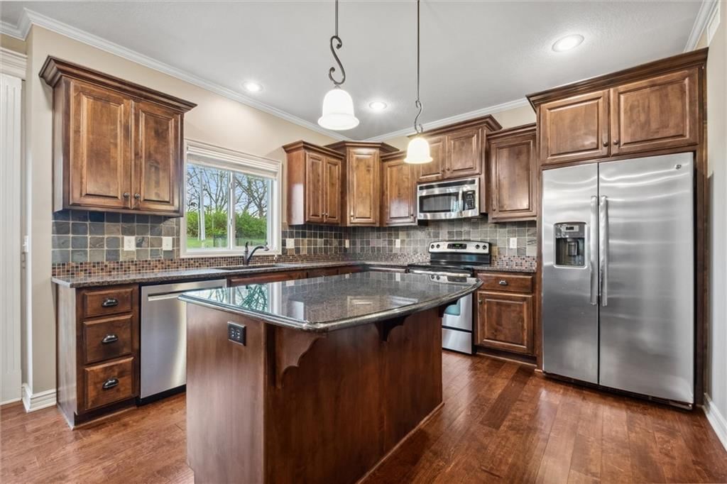 825 Creekmoor Pond Lane — photo 8