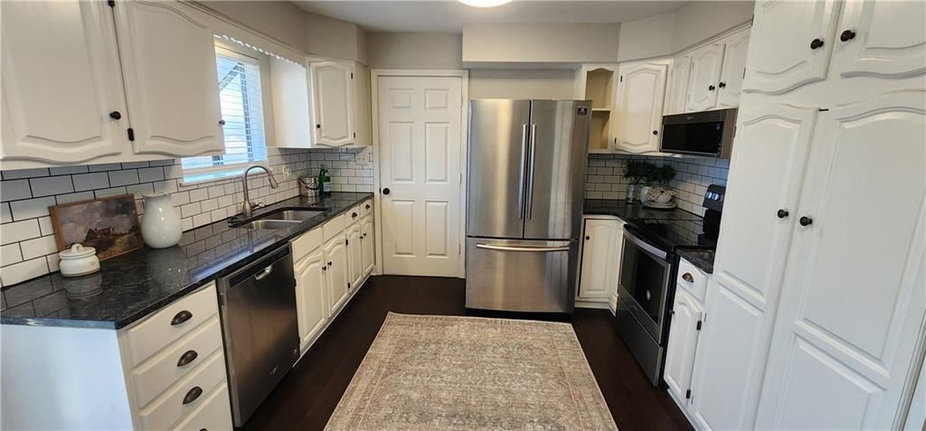7834 Ash Street — photo 10