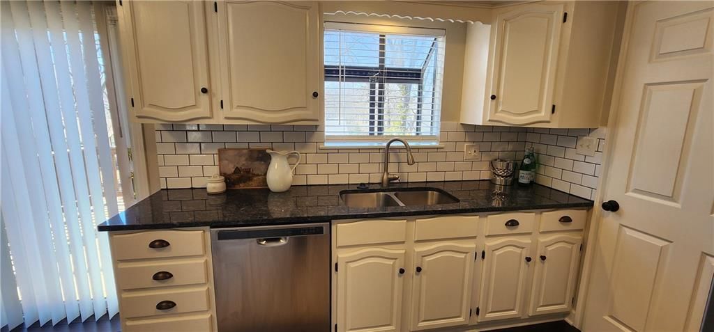 7834 Ash Street — photo 11