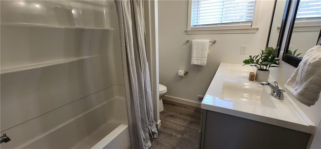 7834 Ash Street — photo 21