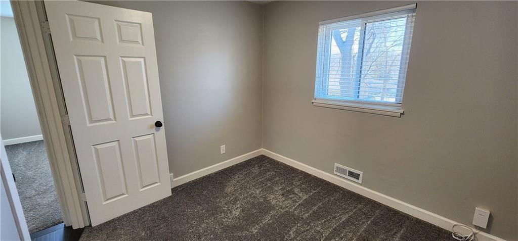7834 Ash Street — photo 31