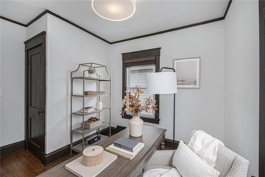 4346 Genessee Street — photo 15