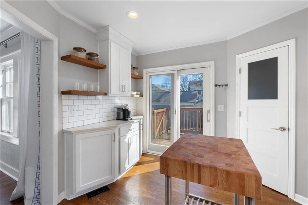 631 W 61st Street — photo 20