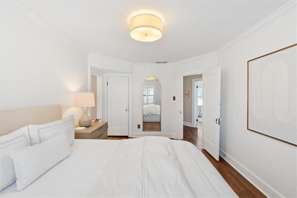 631 W 61st Street — photo 32