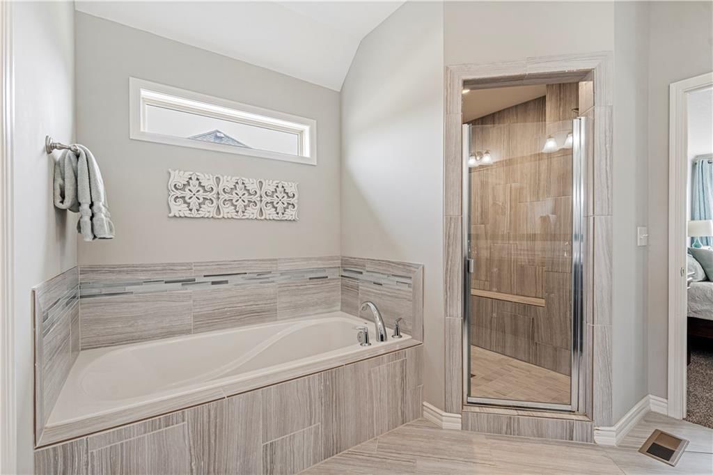 9924 N Richmond Avenue — photo 32
