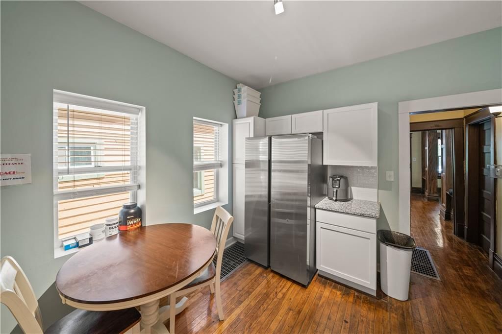 3114 Charlotte Street — photo 12