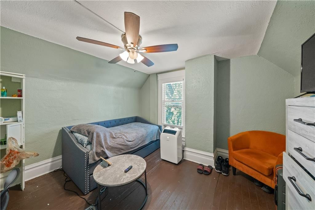 3114 Charlotte Street — photo 23