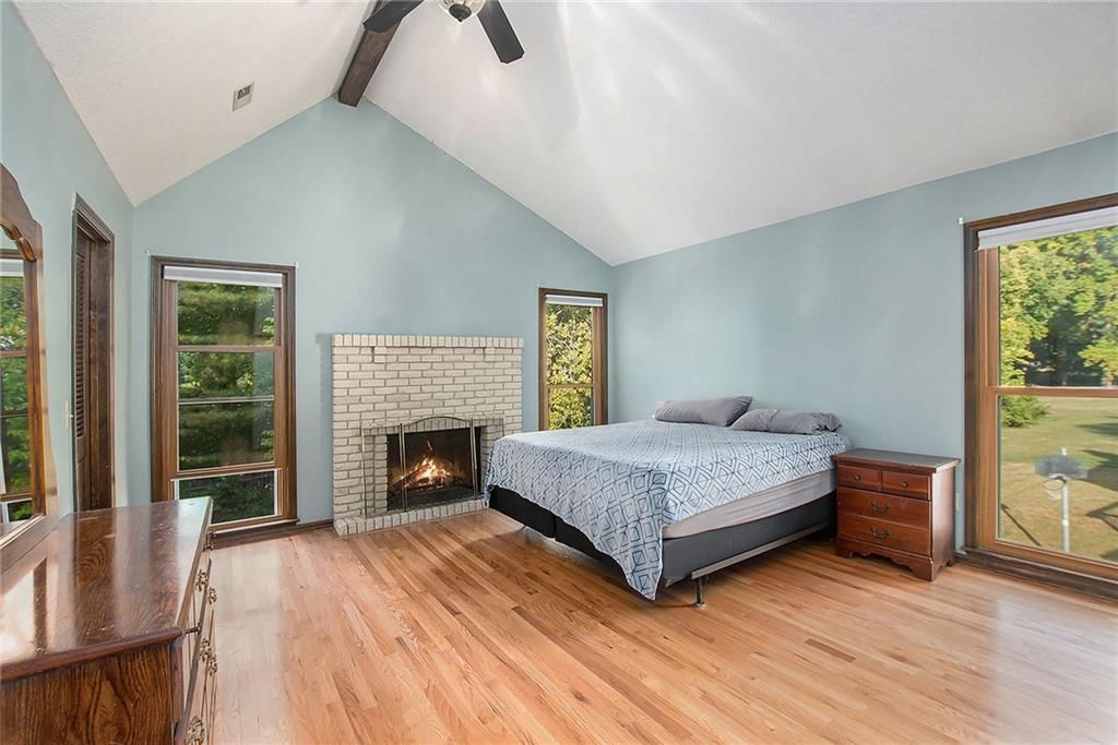10202 NW Mirror Lake Drive — photo 14