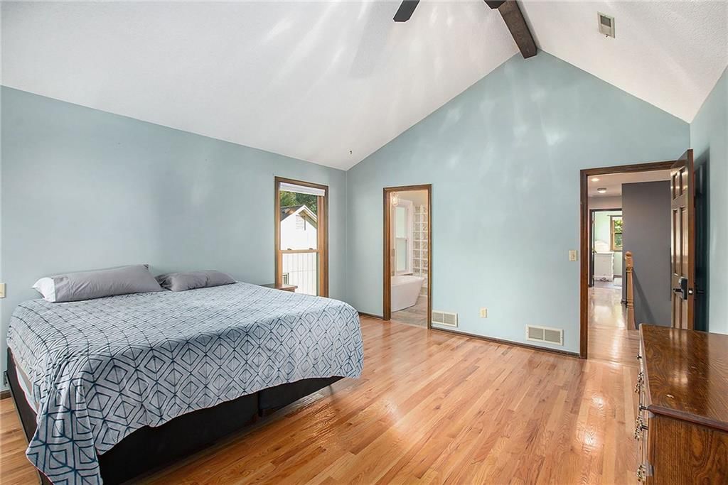10202 NW Mirror Lake Drive — photo 15