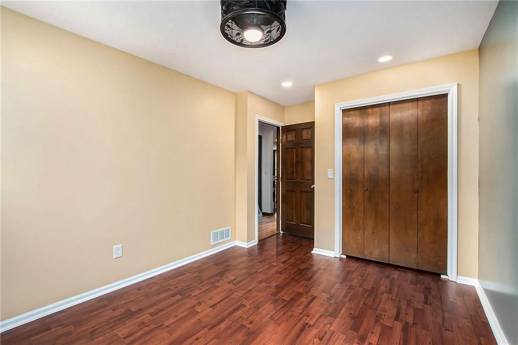 10202 NW Mirror Lake Drive — photo 19