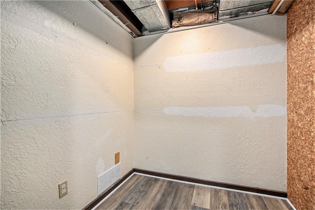 10202 NW Mirror Lake Drive — photo 25