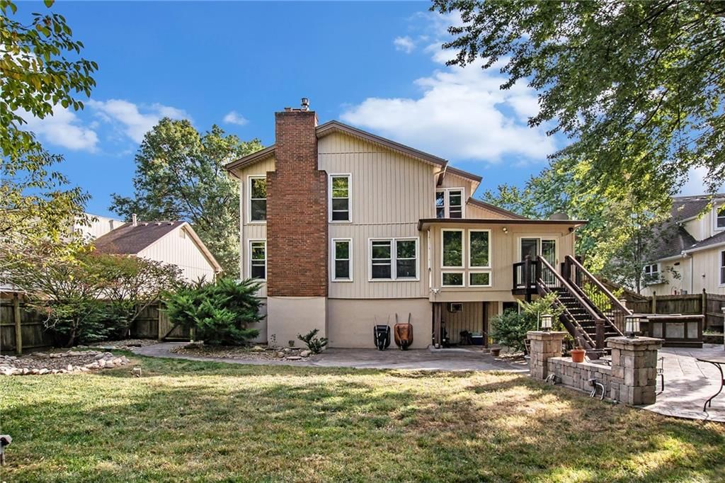 10202 NW Mirror Lake Drive — photo 38