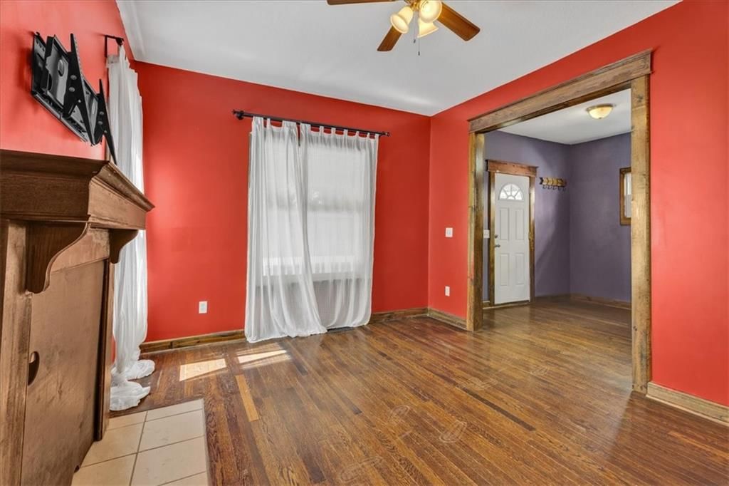 4045 CAMPBELL Street — photo 7