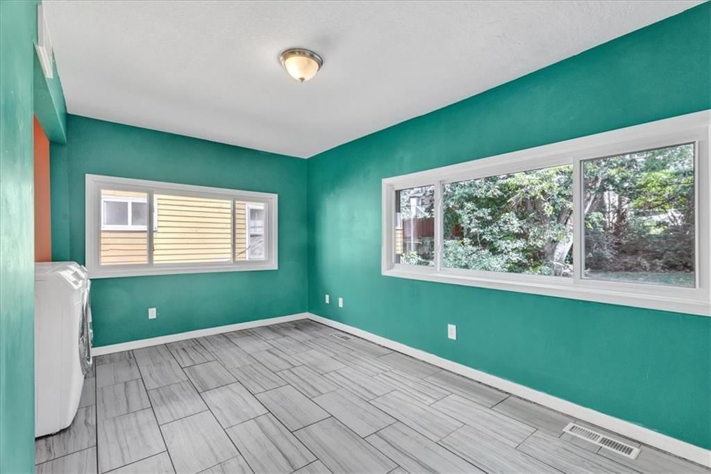 4045 CAMPBELL Street — photo 12