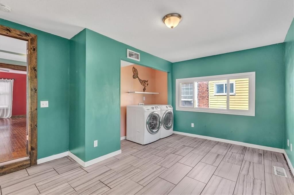 4045 CAMPBELL Street — photo 14