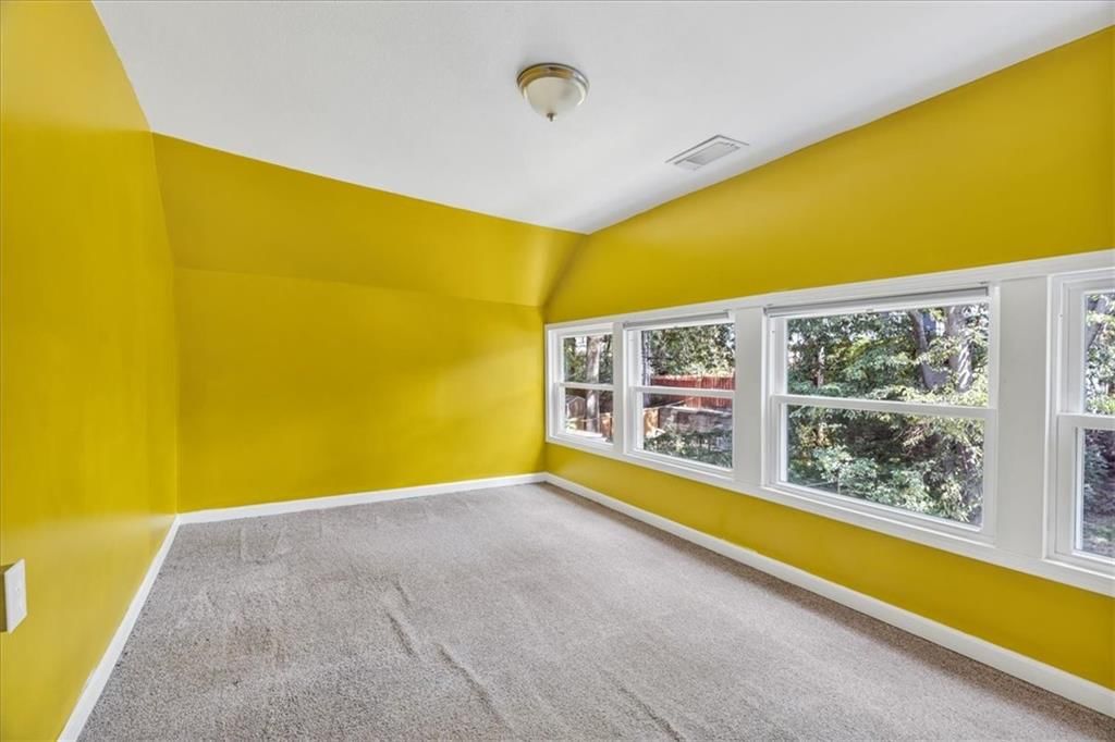 4045 CAMPBELL Street — photo 20