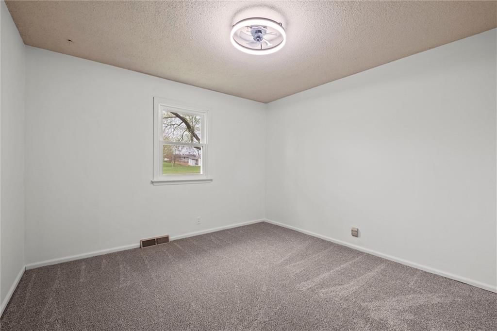 15944 152nd Street — photo 14