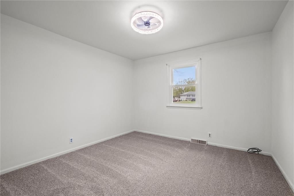 15944 152nd Street — photo 15
