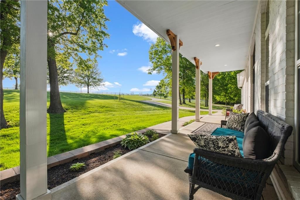7755 Bridle Parc Lane — photo 5