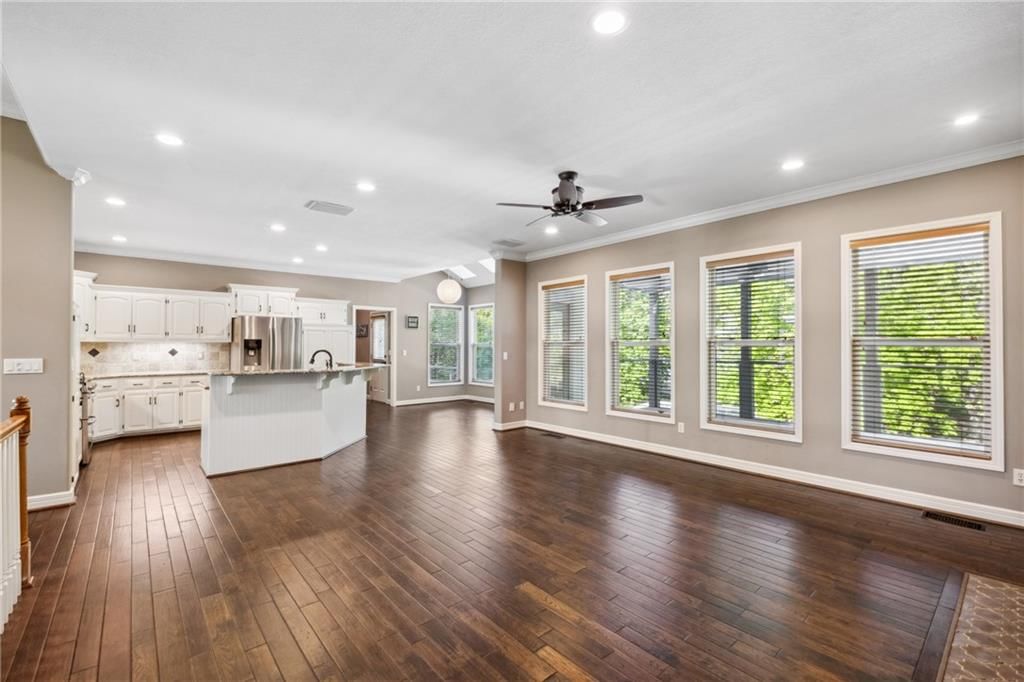 7755 Bridle Parc Lane — photo 12