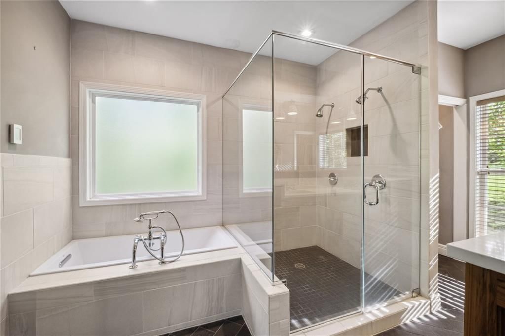 7755 Bridle Parc Lane — photo 19