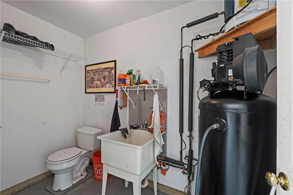 7755 Bridle Parc Lane — photo 39