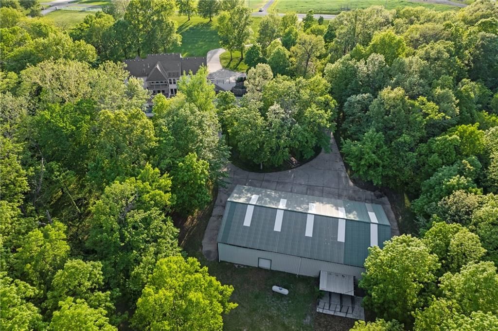 7755 Bridle Parc Lane — photo 45