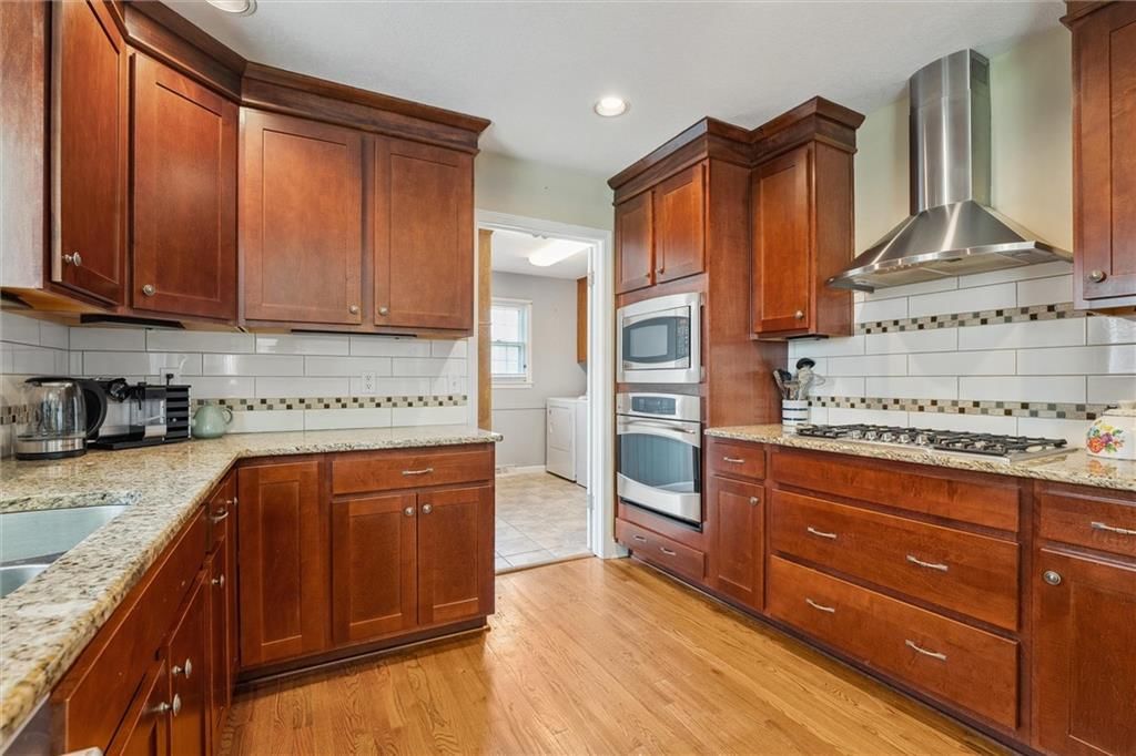 5819 W 85th Street — photo 11